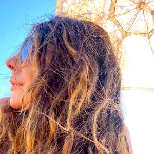 Meet your Posher, Liza